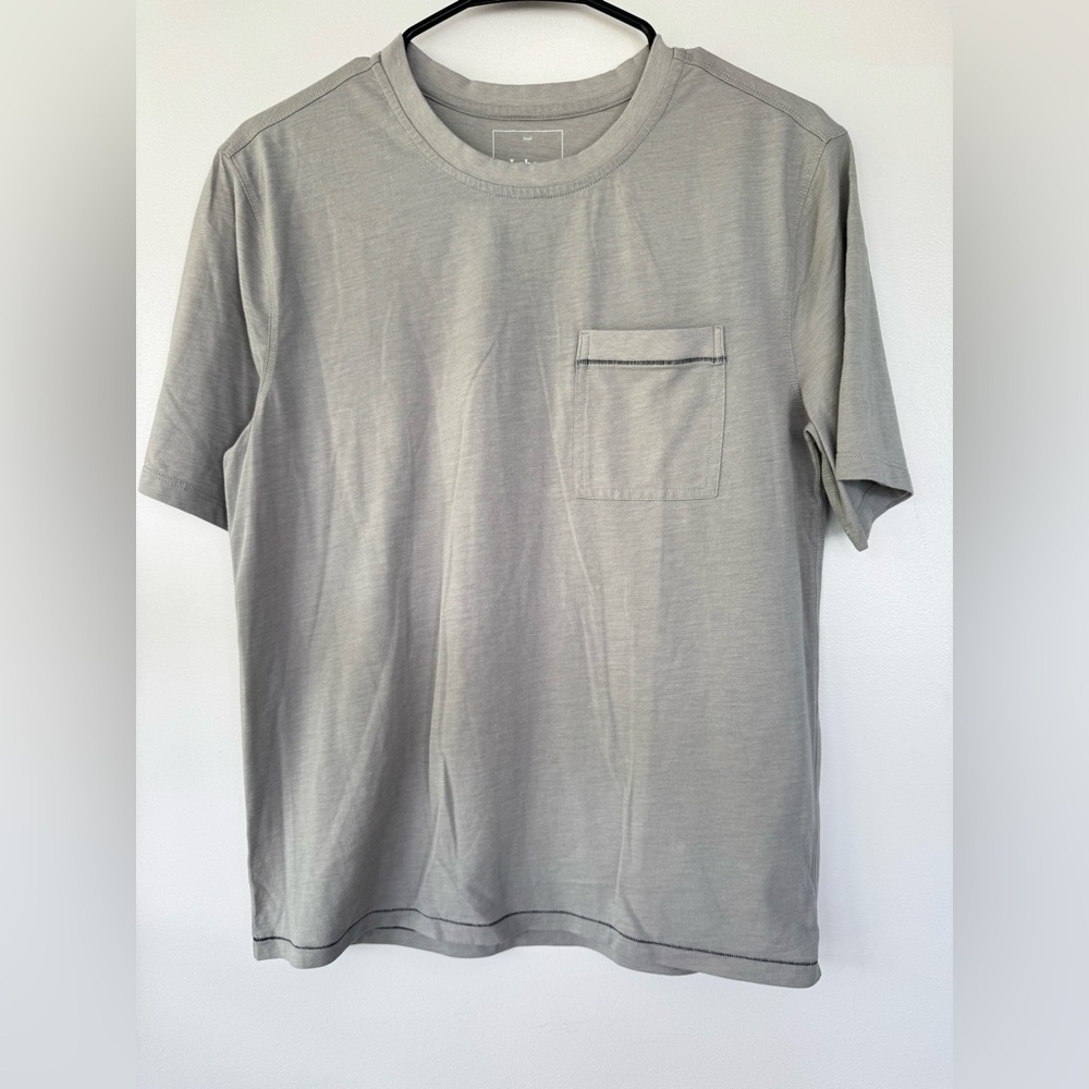 Lahgo by Lunya Men’s Grey Sleep Shirt with Pocket‎ NWOT